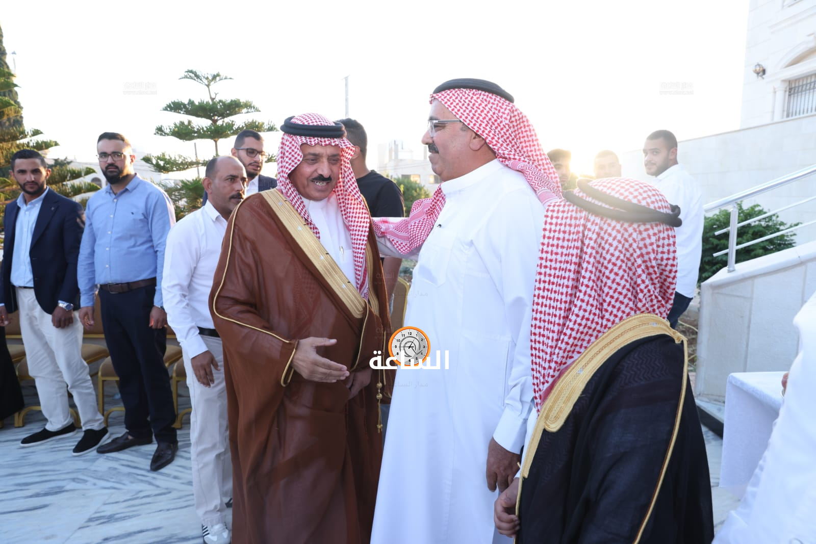 Madar Al-Saa Images 0.8103314772819252
