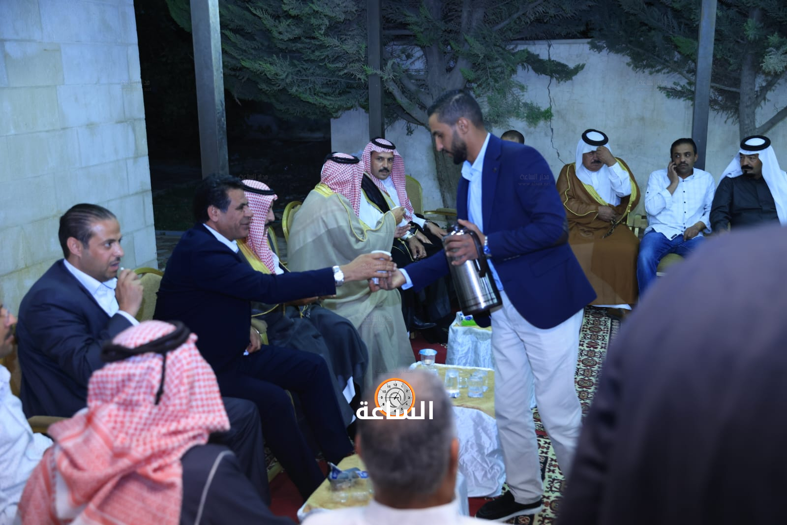 Madar Al-Saa Images 0.42790746608148167