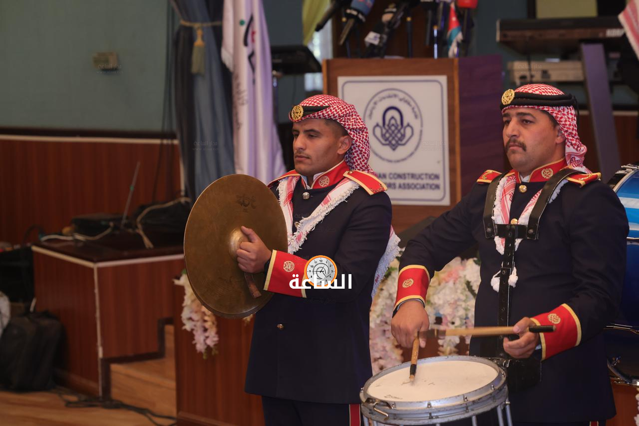 Madar Al-Saa Images 0.9827062381675445