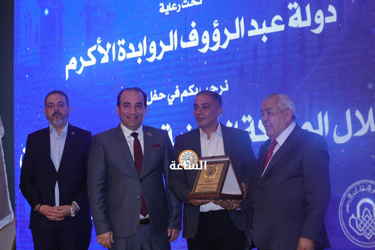 Madar Al-Saa Images 0.9798231456878519