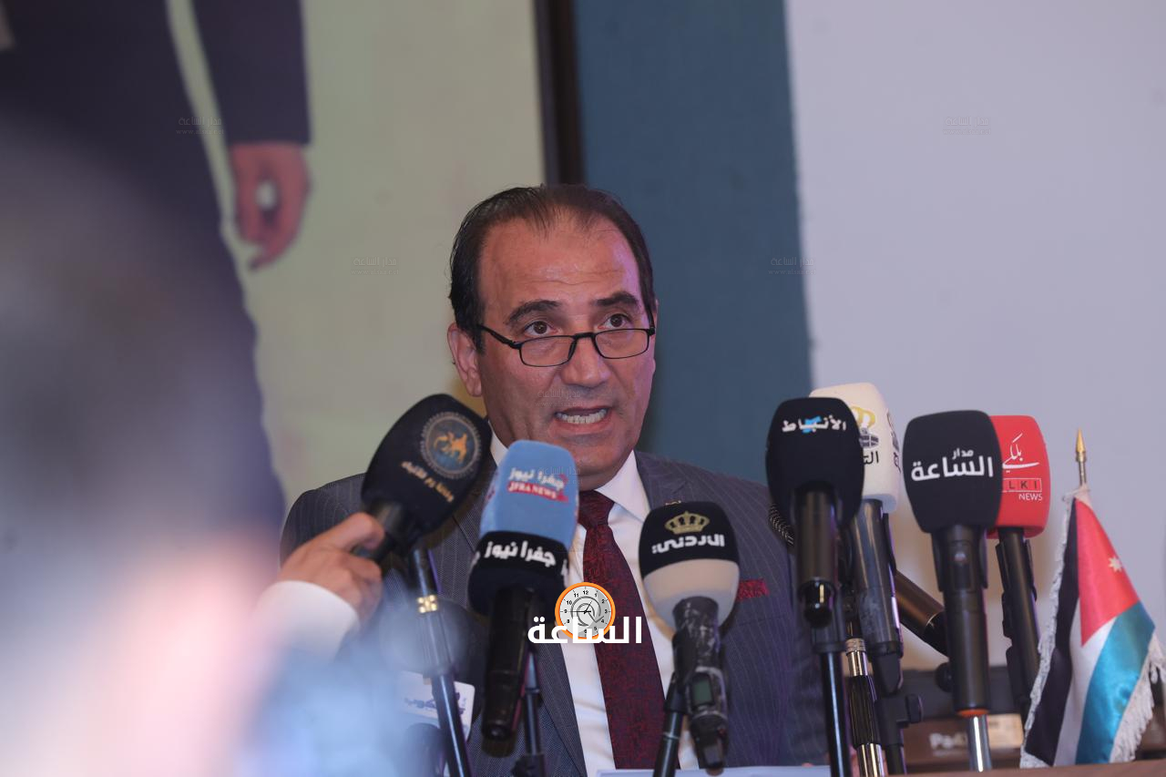 Madar Al-Saa Images 0.3594272391419998
