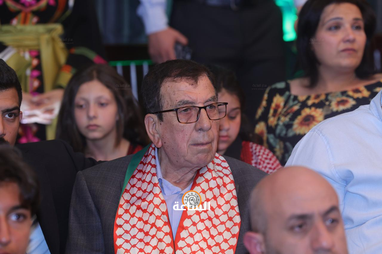 Madar Al-Saa Images 0.6495115838568797