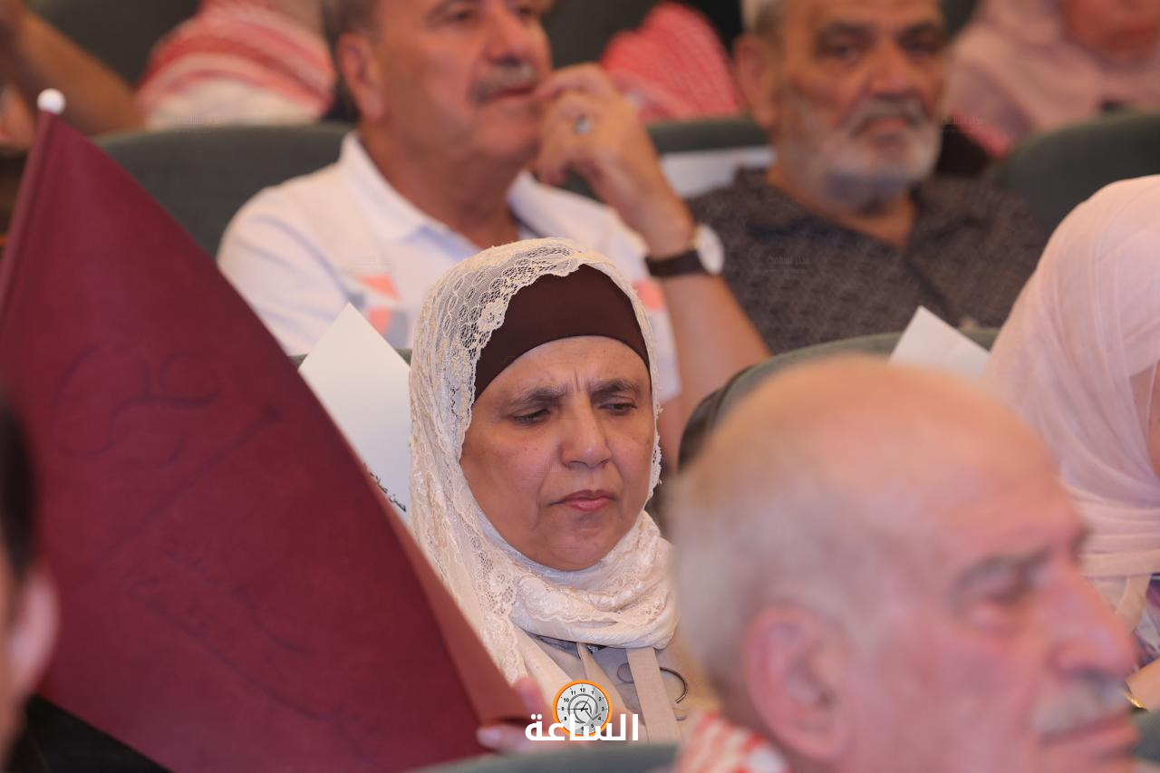 Madar Al-Saa Images 0.5520295391310219