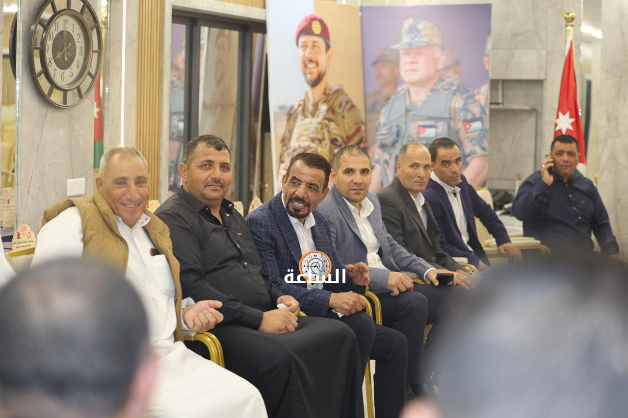 Madar Al-Saa Images 0.09907080607784191