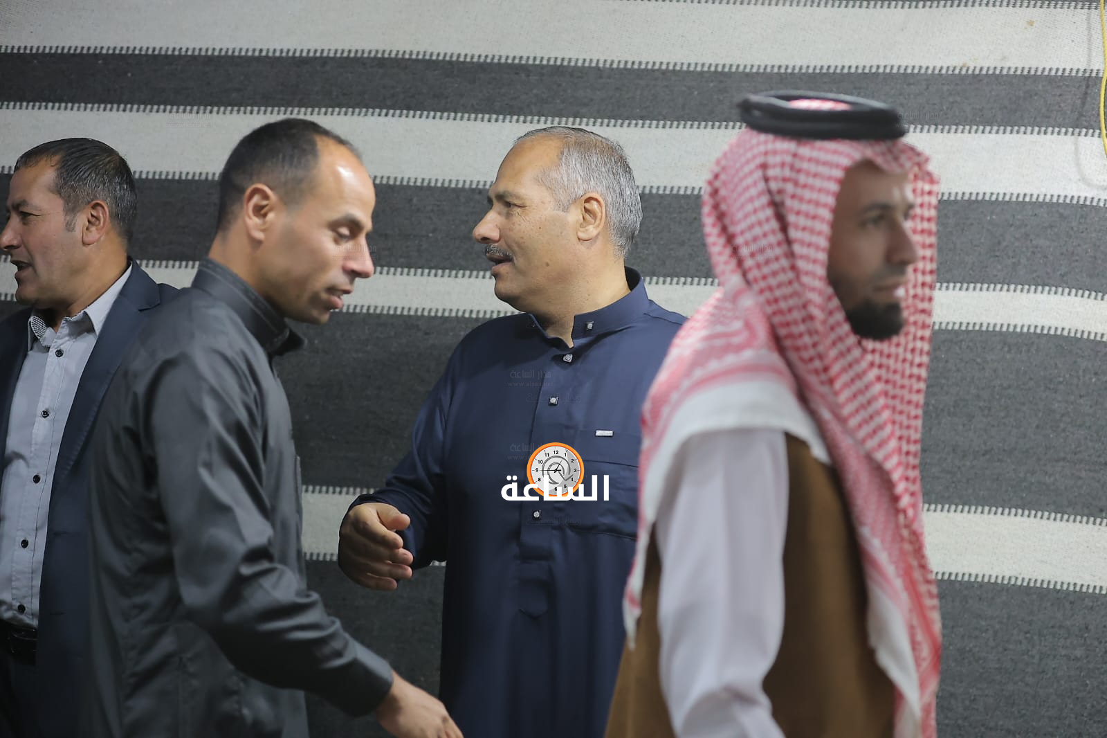 Madar Al-Saa Images 0.9420313023234926