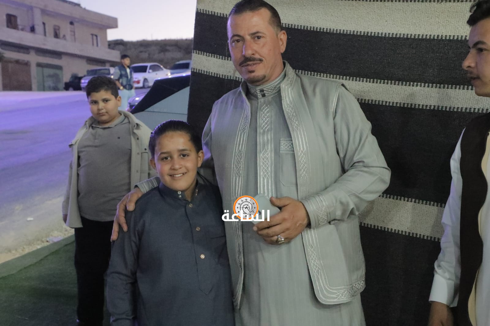 Madar Al-Saa Images 0.30596597921138546