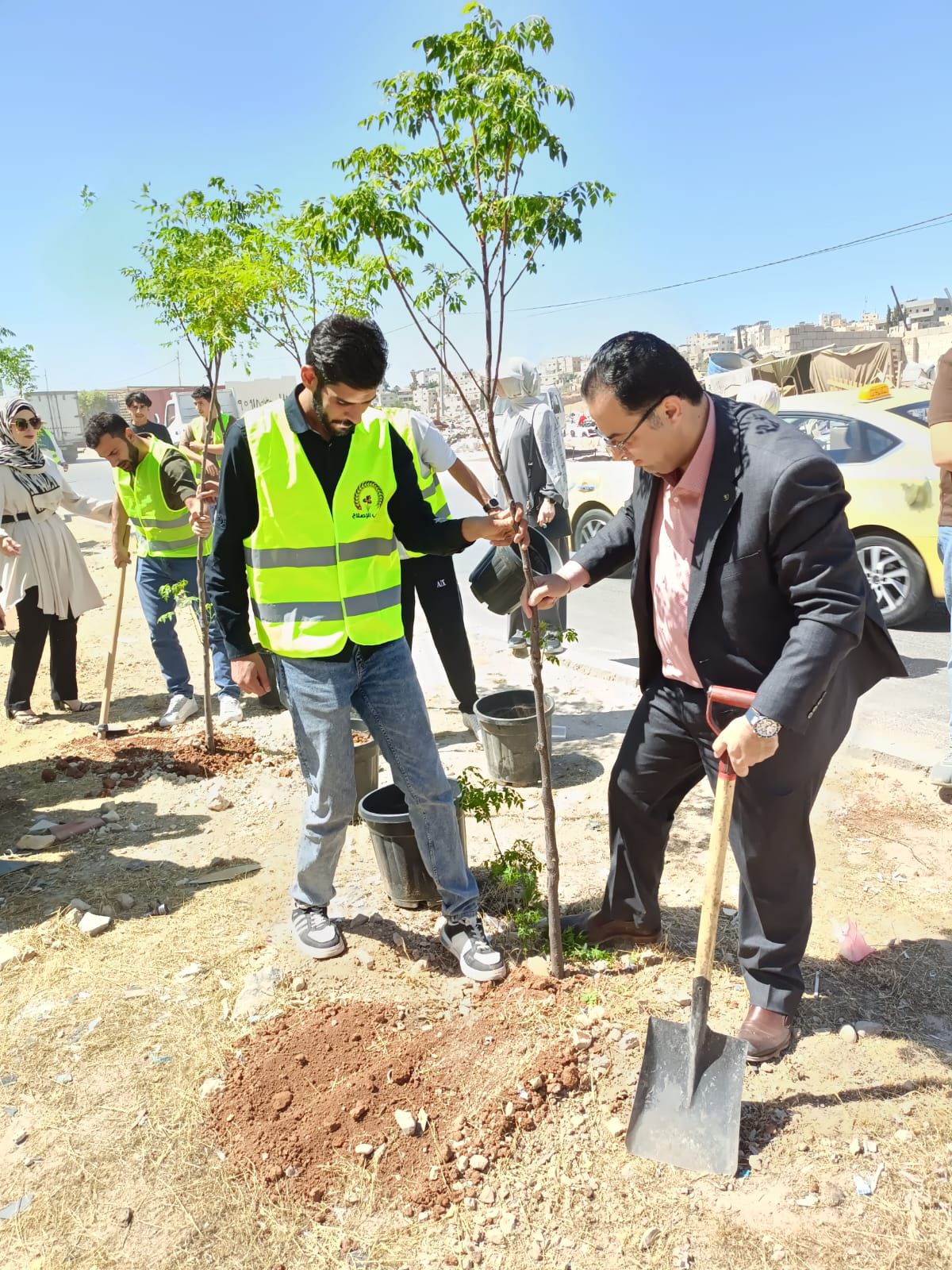 Madar Al-Saa Images 0.28766796537743144