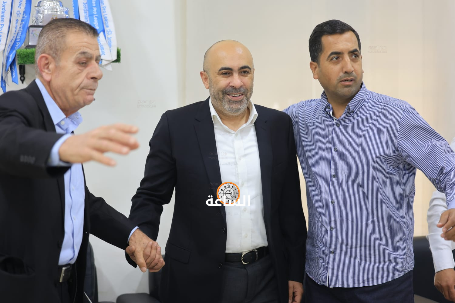 Madar Al-Saa Images 0.2055407861492412