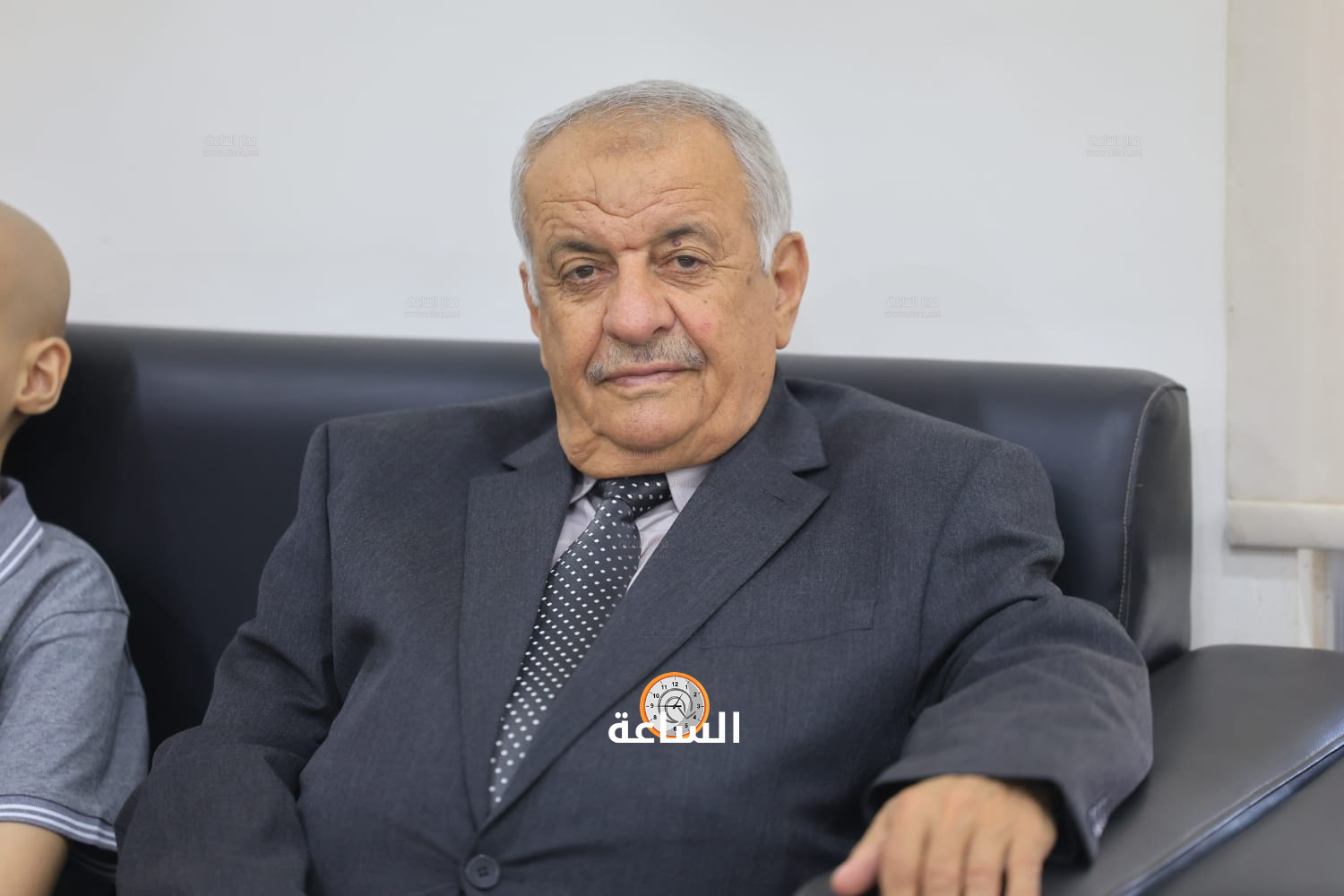 Madar Al-Saa Images 0.3849749740410012