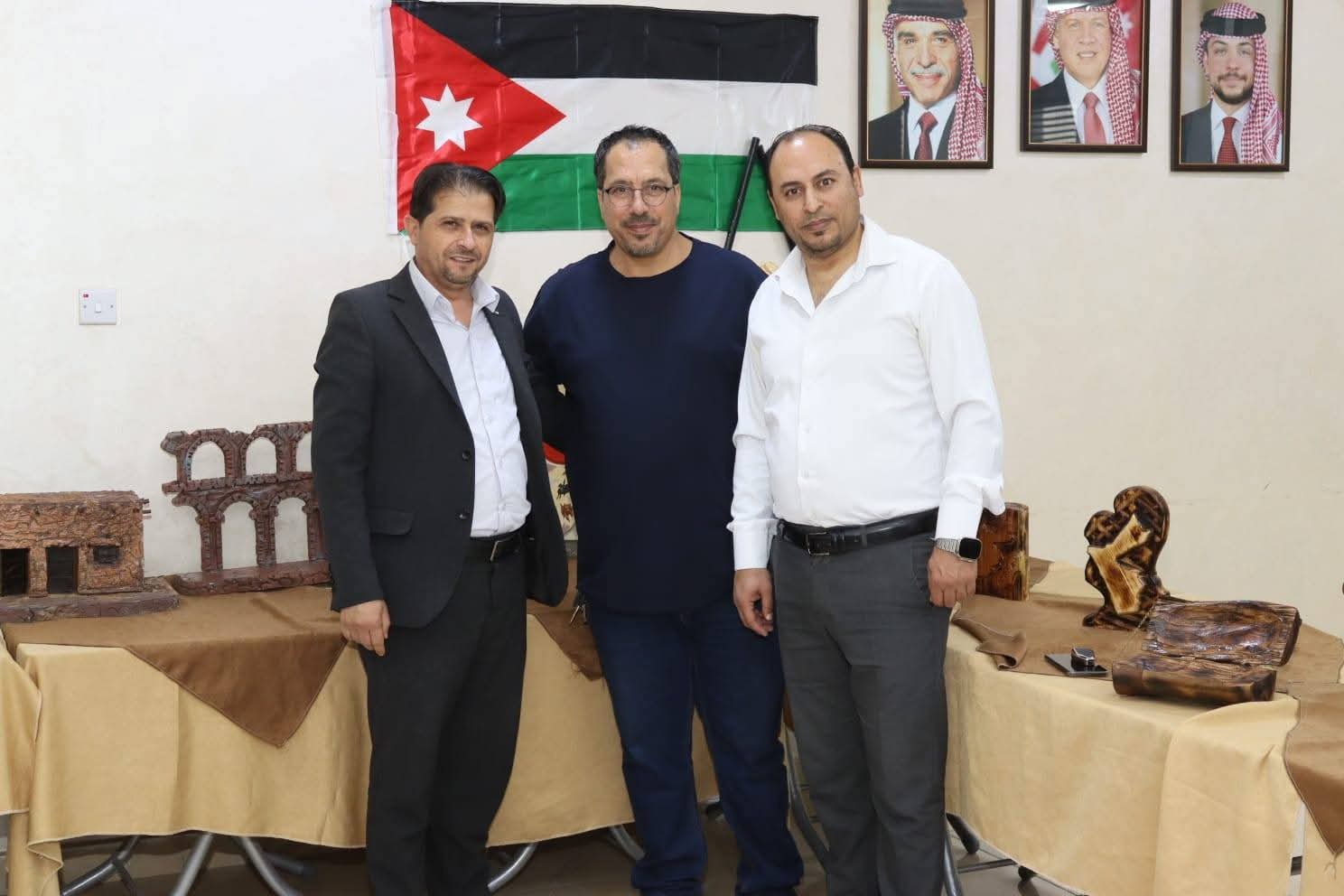 Madar Al-Saa Images 0.36698243295332666