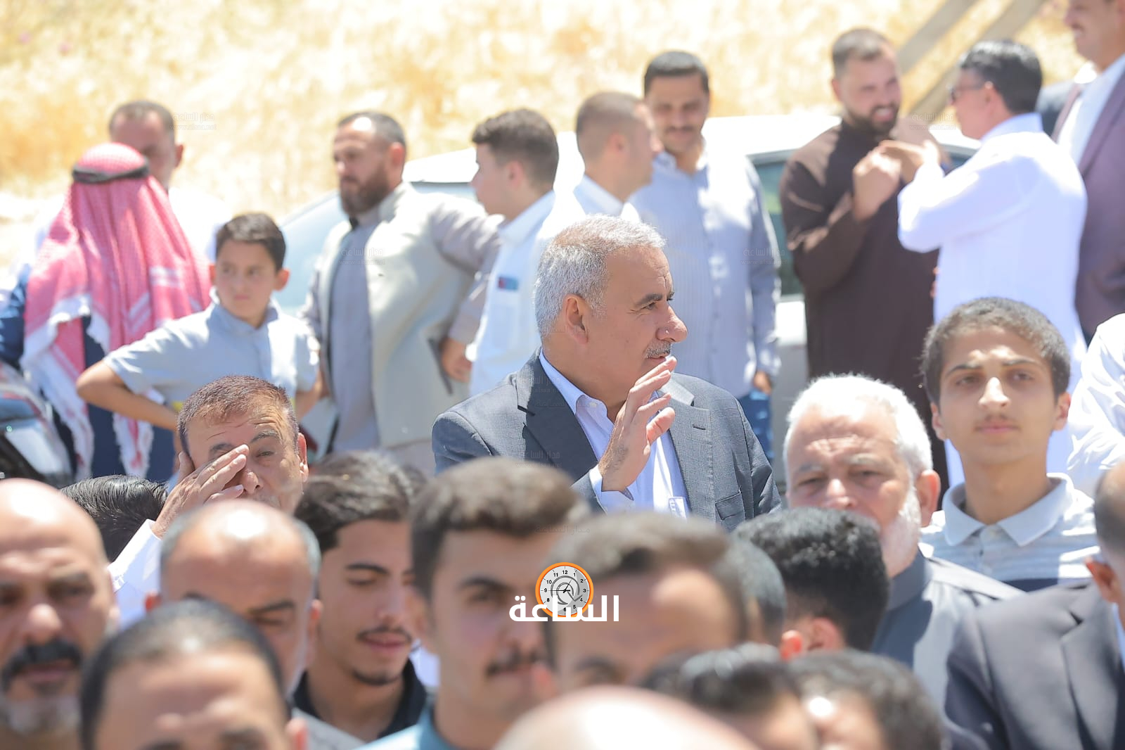 Madar Al-Saa Images 0.818685017579077
