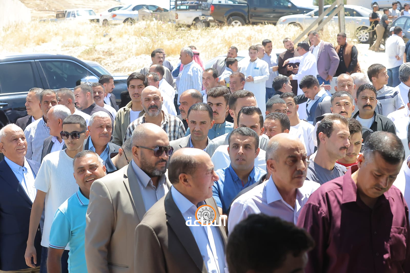 Madar Al-Saa Images 0.16801737969400254