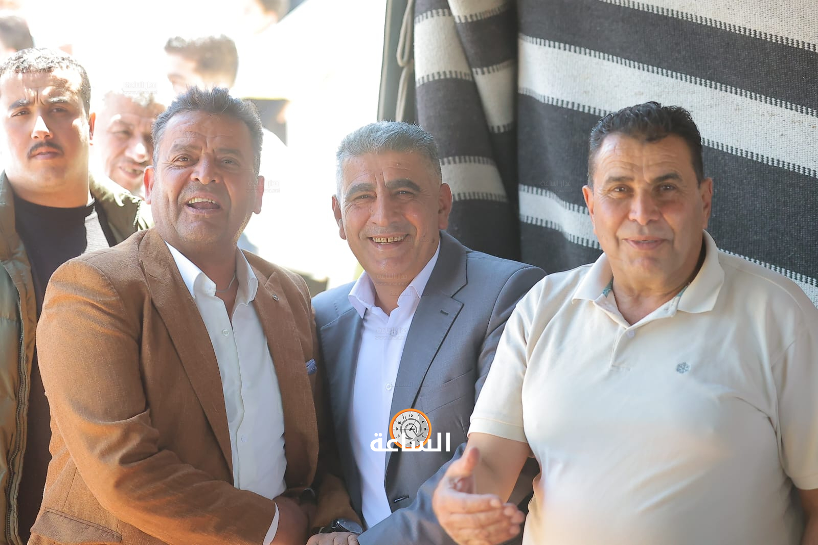 Madar Al-Saa Images 0.744084789067813