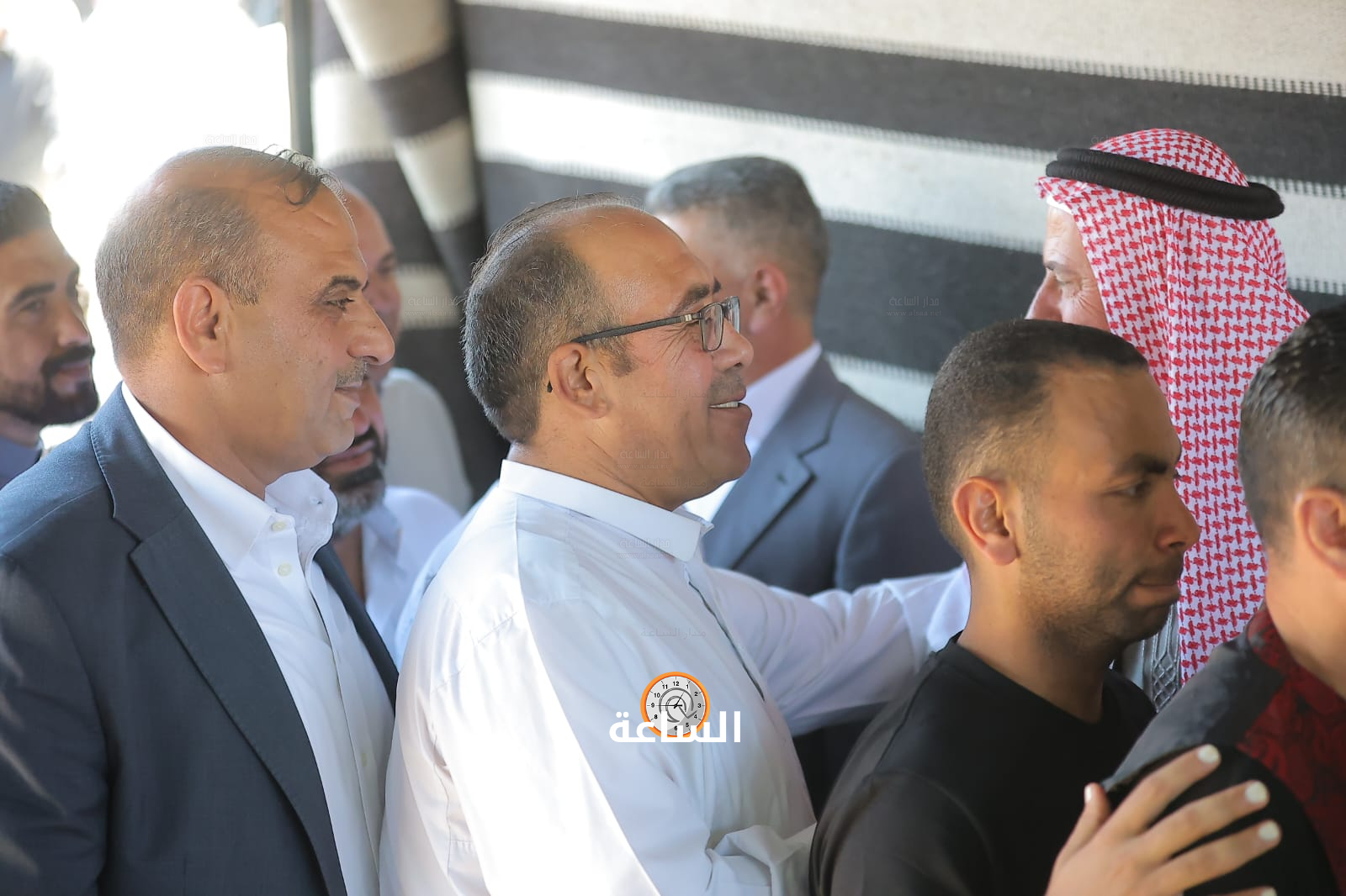 Madar Al-Saa Images 0.6516723525364139