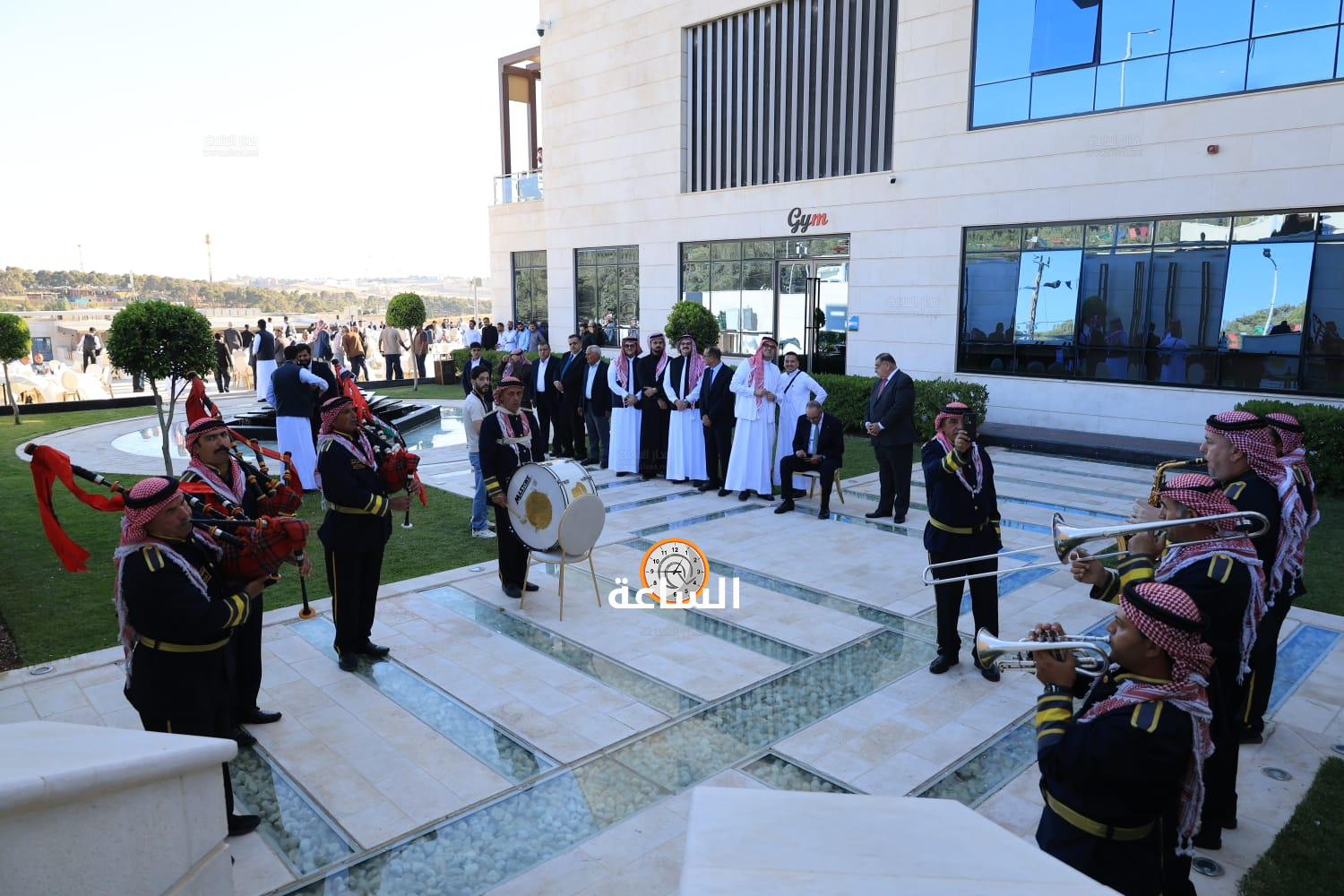 Madar Al-Saa Images 0.9578916739850076