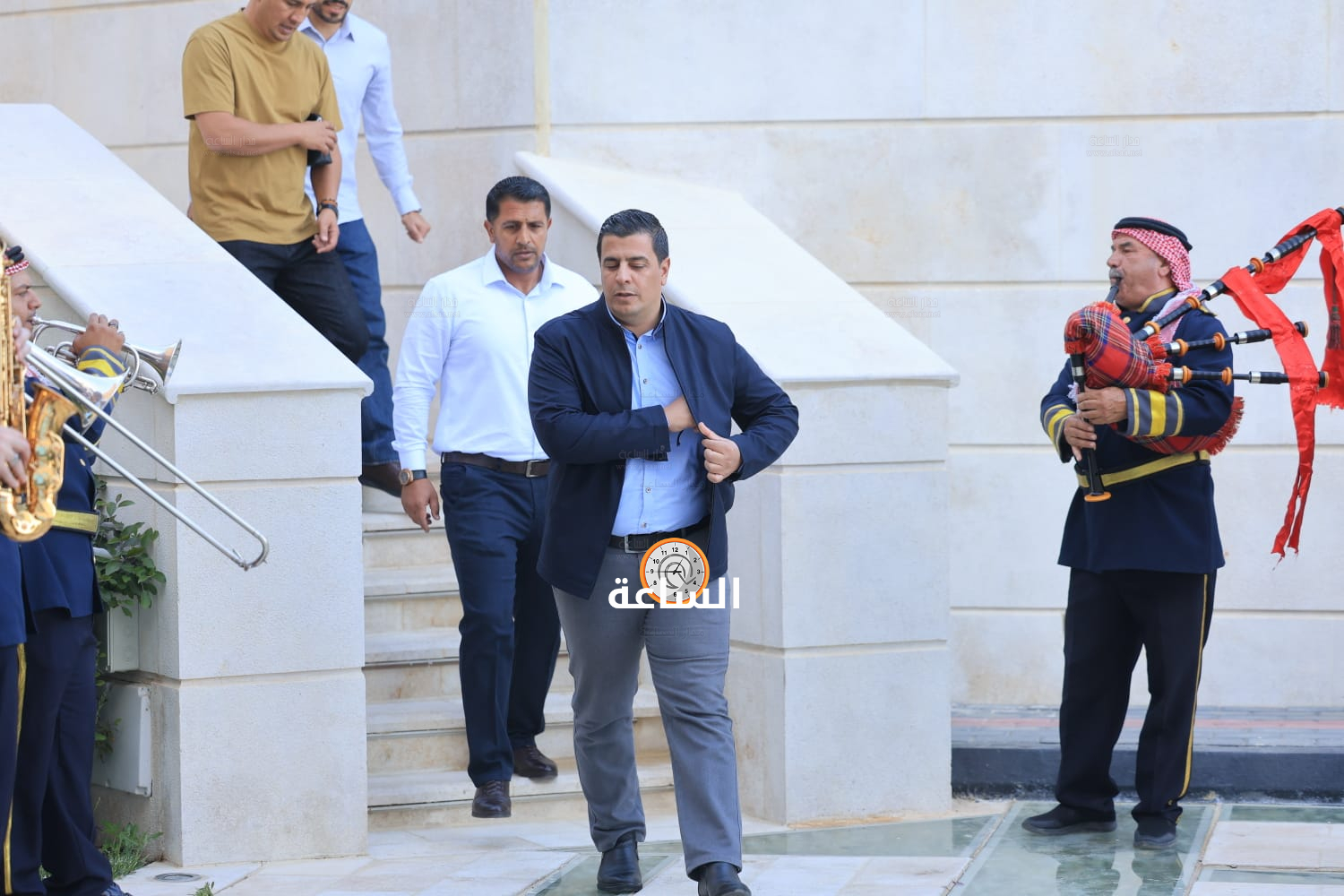 Madar Al-Saa Images 0.4568135655214466