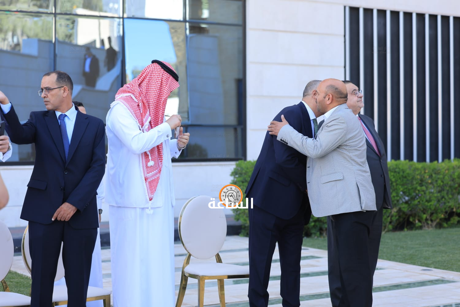 Madar Al-Saa Images 0.749042349032132
