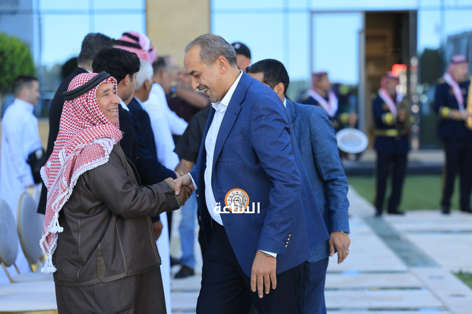 Madar Al-Saa Images 0.4008208868393647