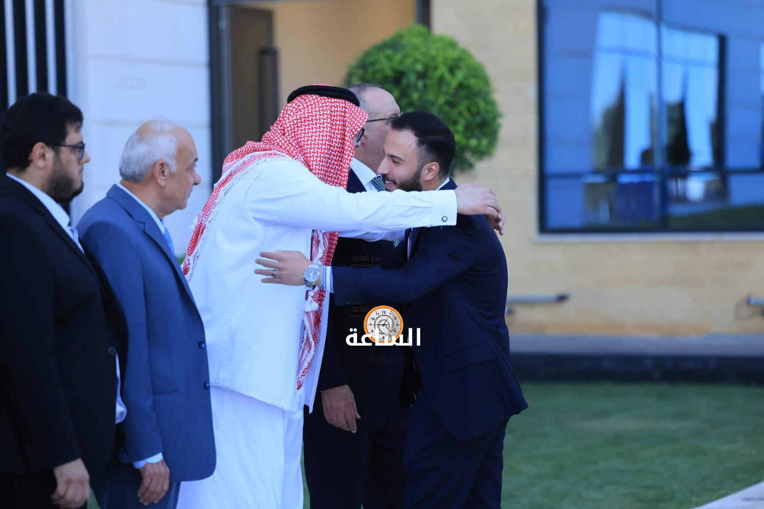 Madar Al-Saa Images 0.22154531989942183
