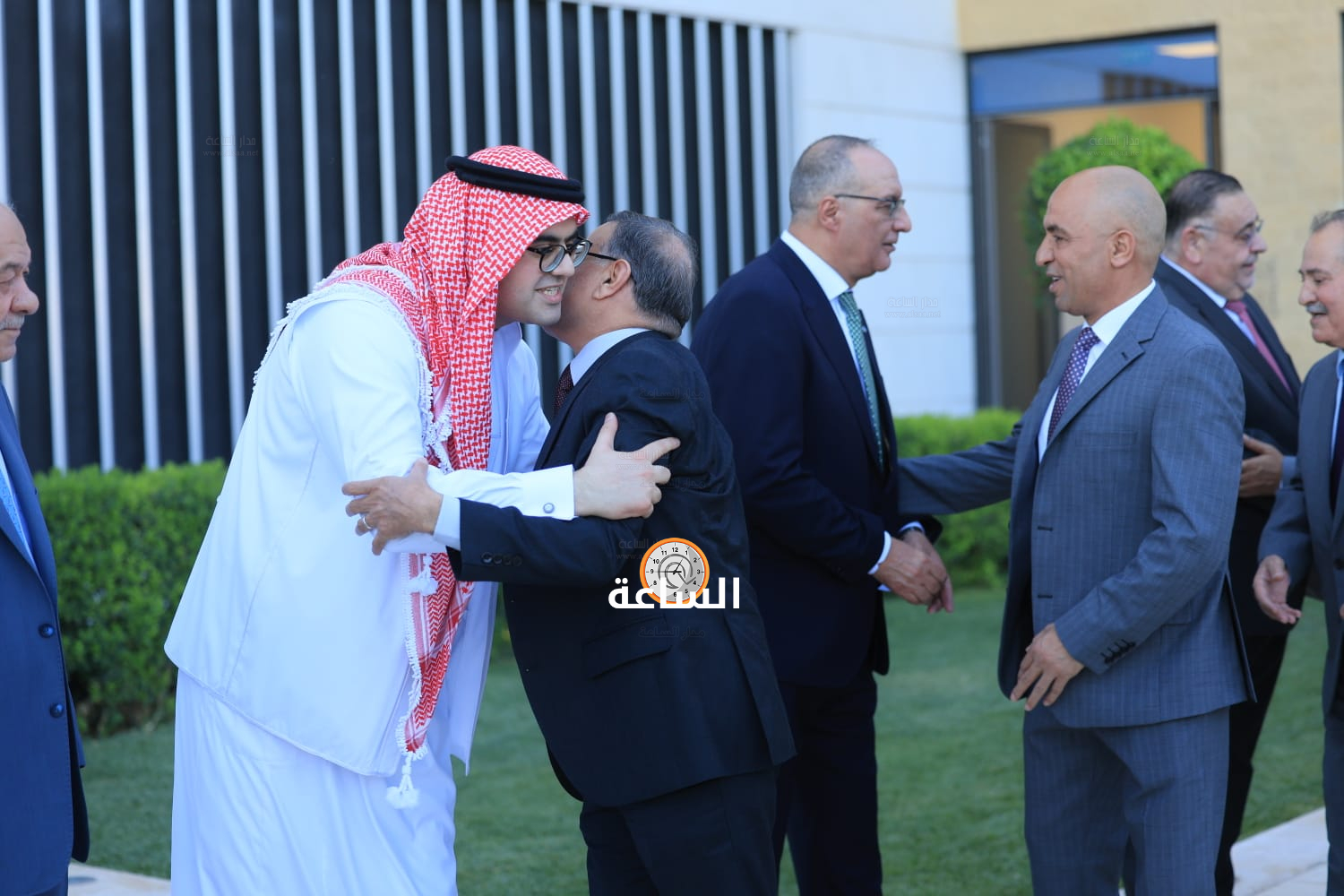 Madar Al-Saa Images 0.949188907344014