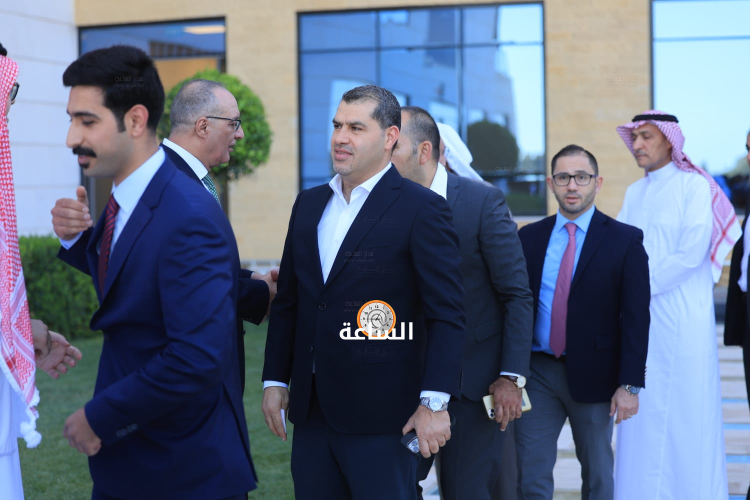 Madar Al-Saa Images 0.915649690585315