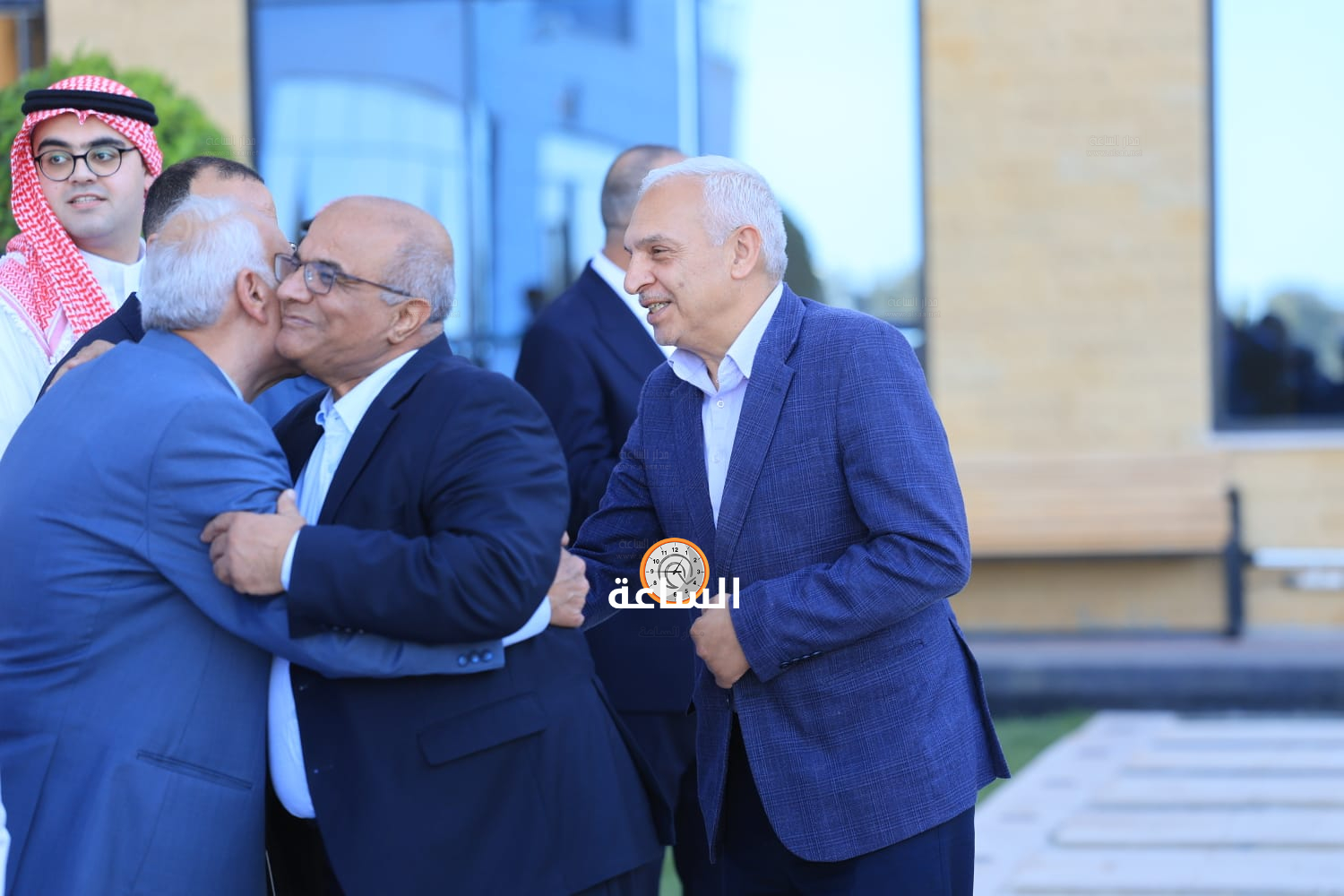 Madar Al-Saa Images 0.09736181467544369