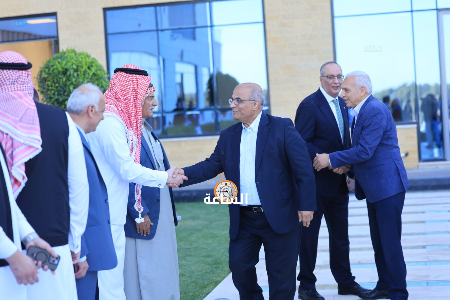 Madar Al-Saa Images 0.9868503909918526
