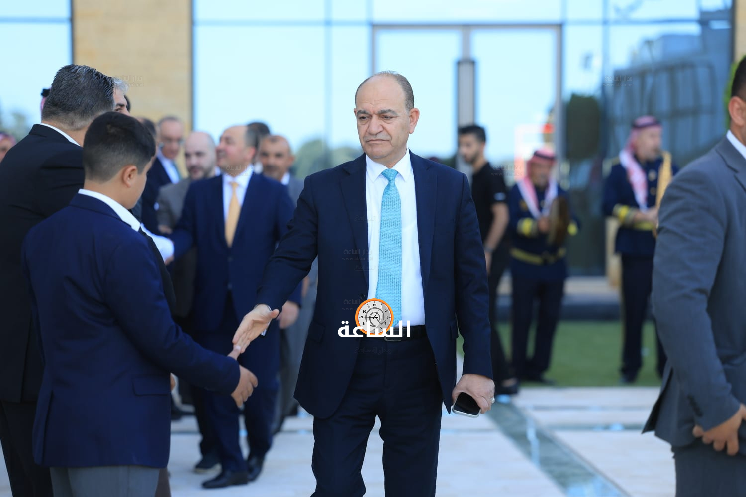 Madar Al-Saa Images 0.4230282276351892