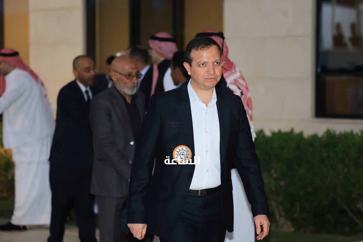 Madar Al-Saa Images 0.4591658915518463
