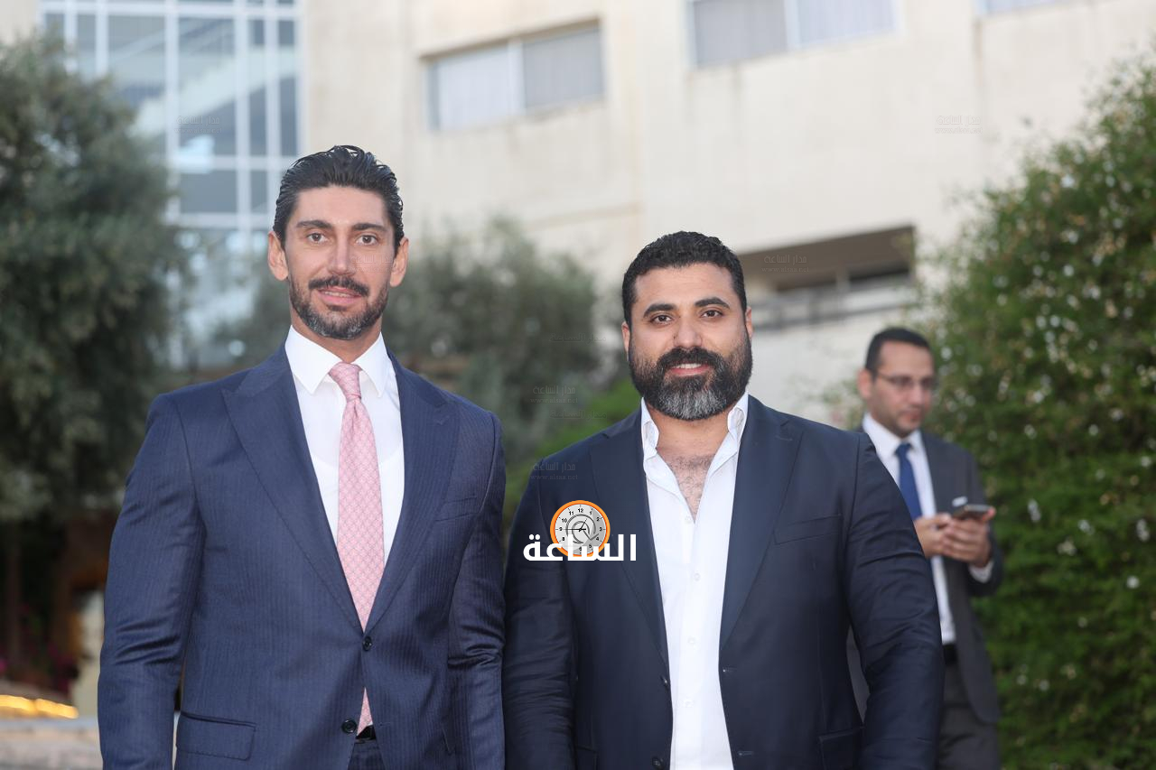 Madar Al-Saa Images 0.3488003660216342