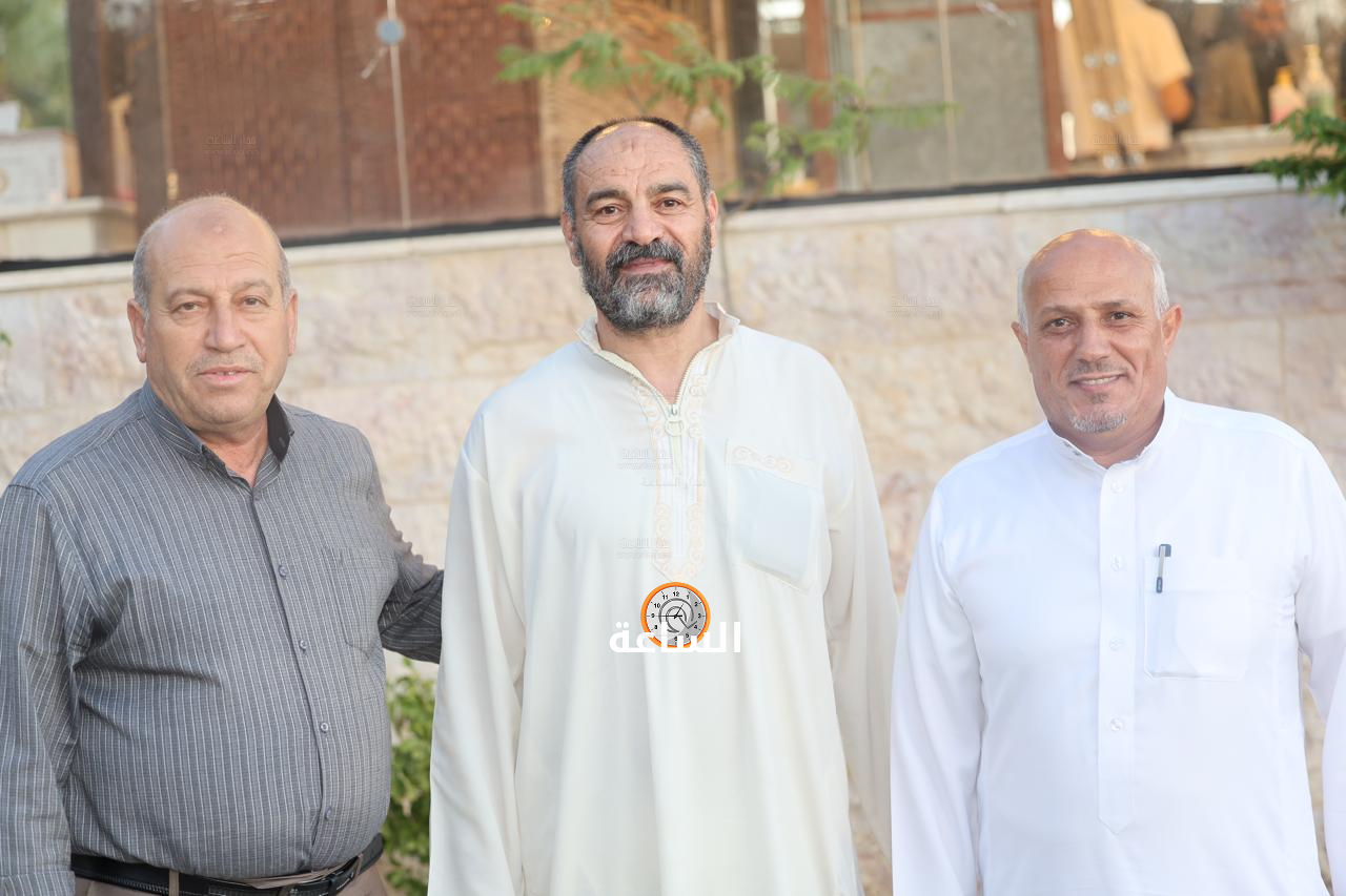 Madar Al-Saa Images 0.3952436535220195