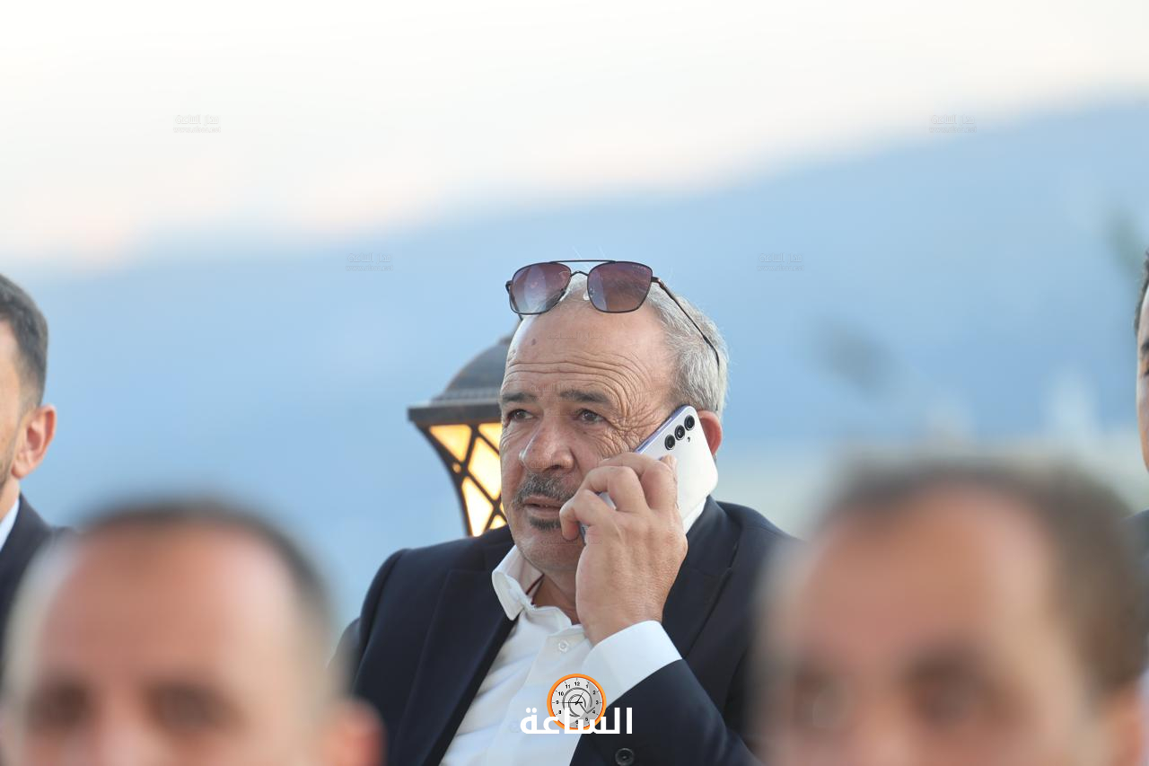 Madar Al-Saa Images 0.7423710895969615
