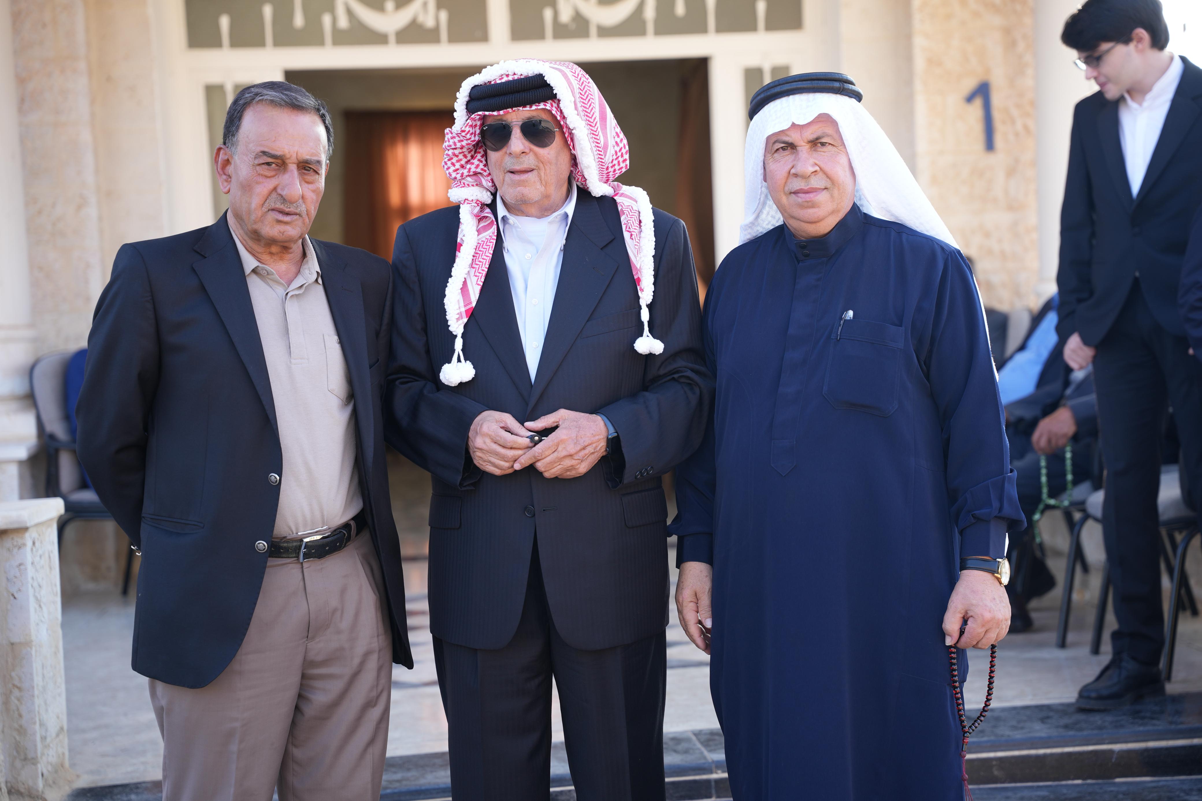 Madar Al-Saa Images 0.9803644572498682