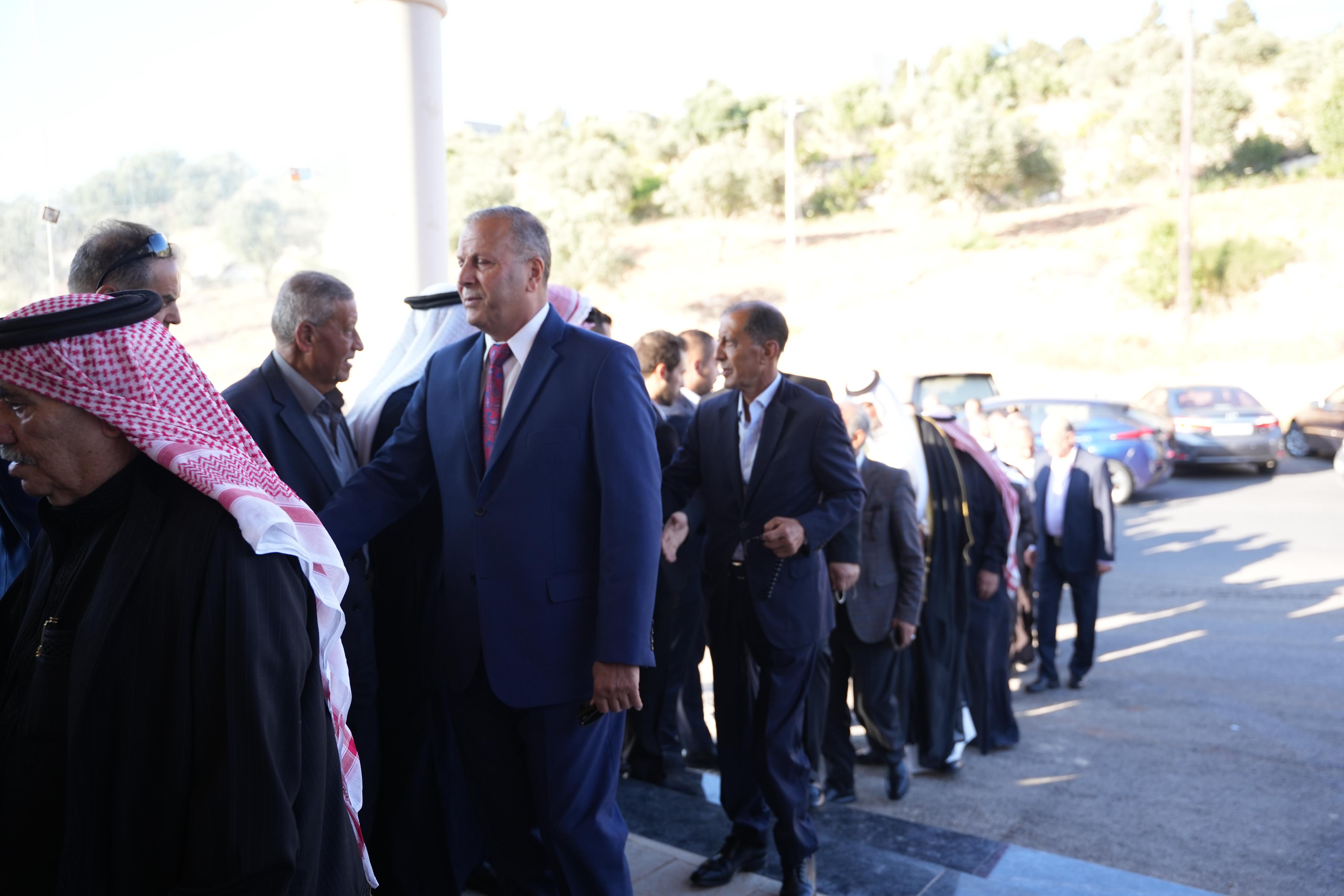 Madar Al-Saa Images 0.771046641064334