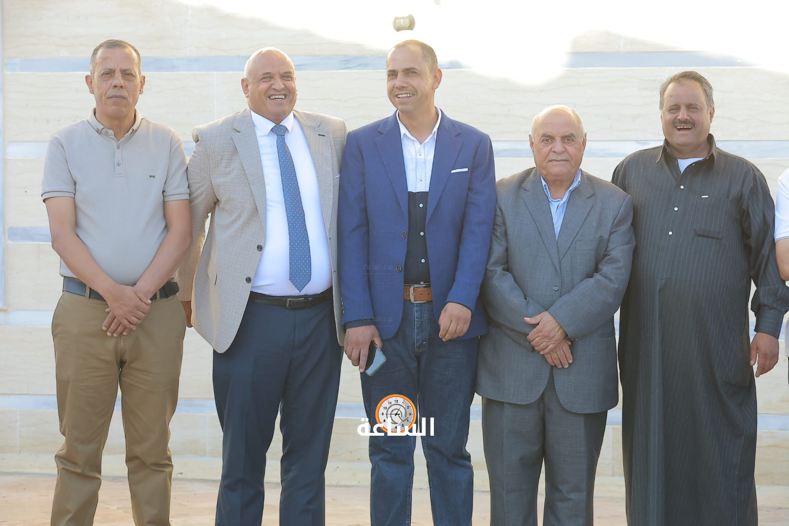 Madar Al-Saa Images 0.8610676435284895