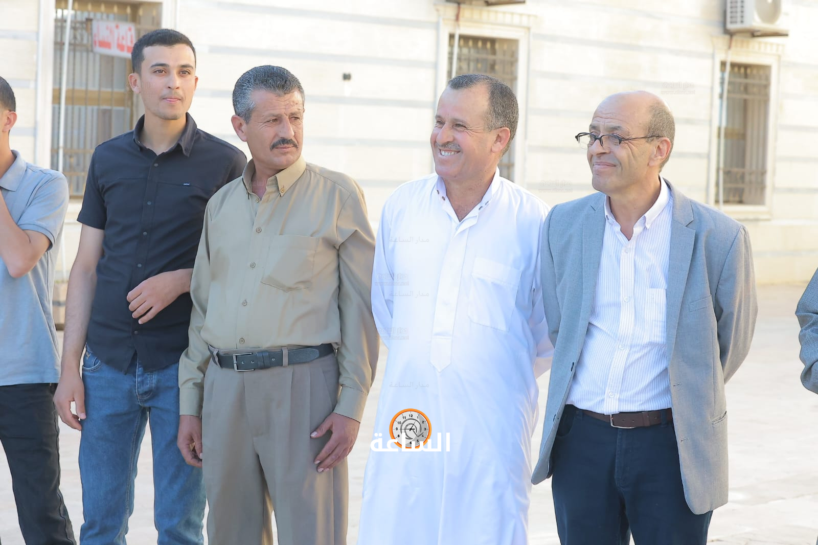 Madar Al-Saa Images 0.09766274158638288