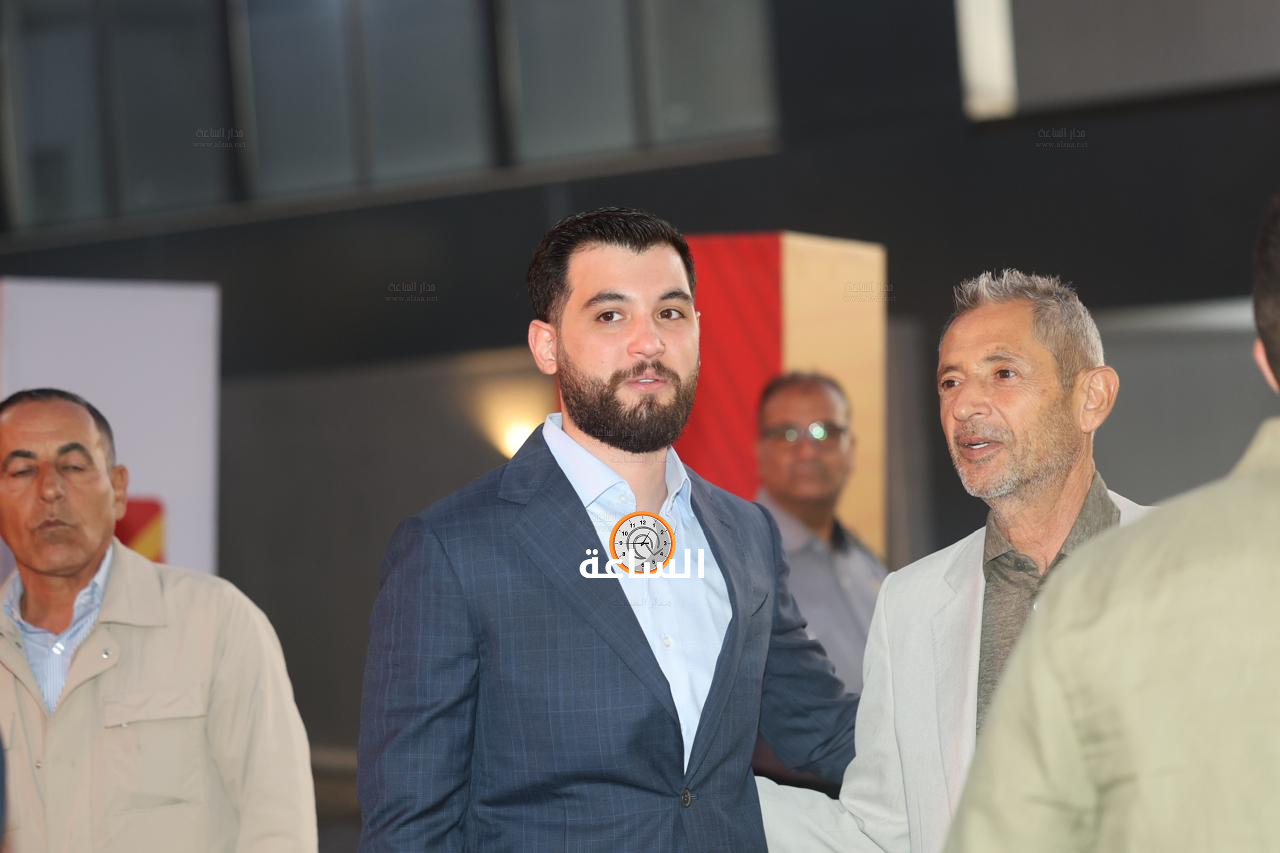 Madar Al-Saa Images 0.3548686816644565