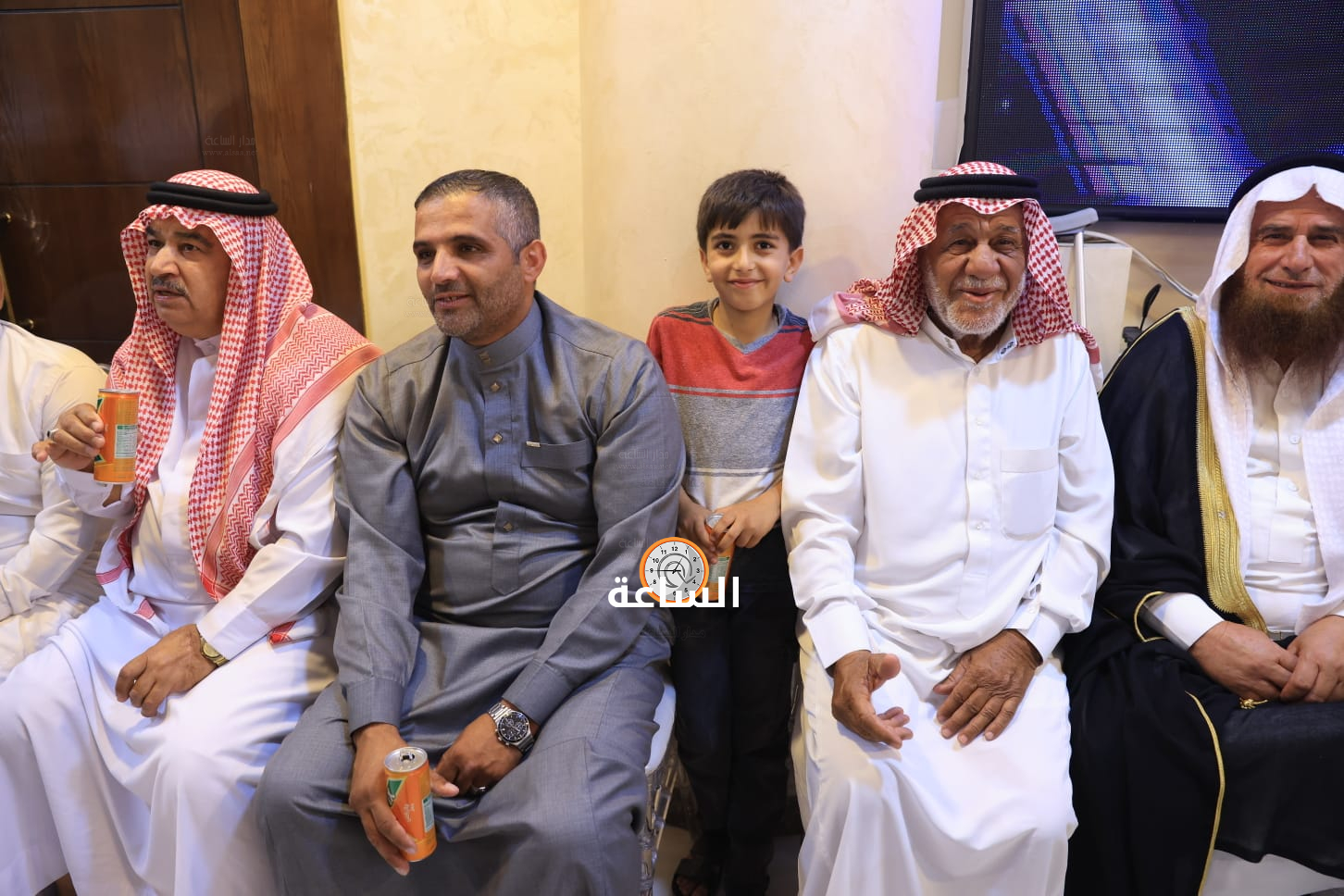 Madar Al-Saa Images 0.7470491052823001