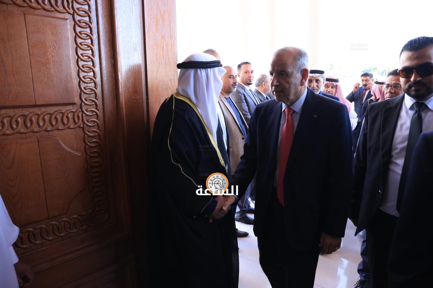 Madar Al-Saa Images 0.129041828171654