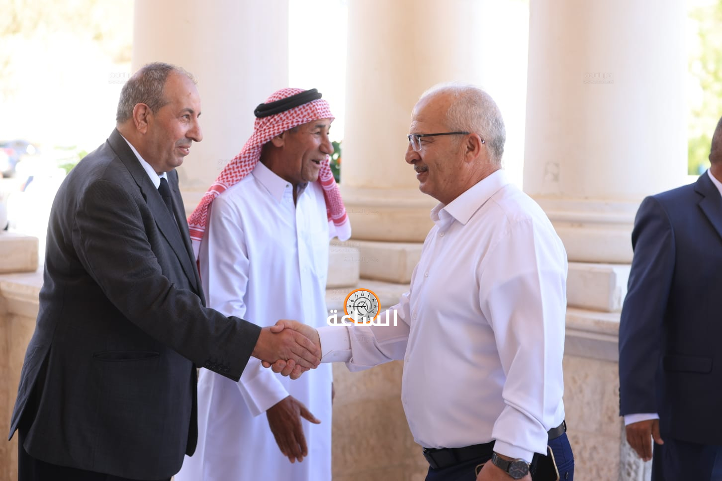 Madar Al-Saa Images 0.22360535916720026