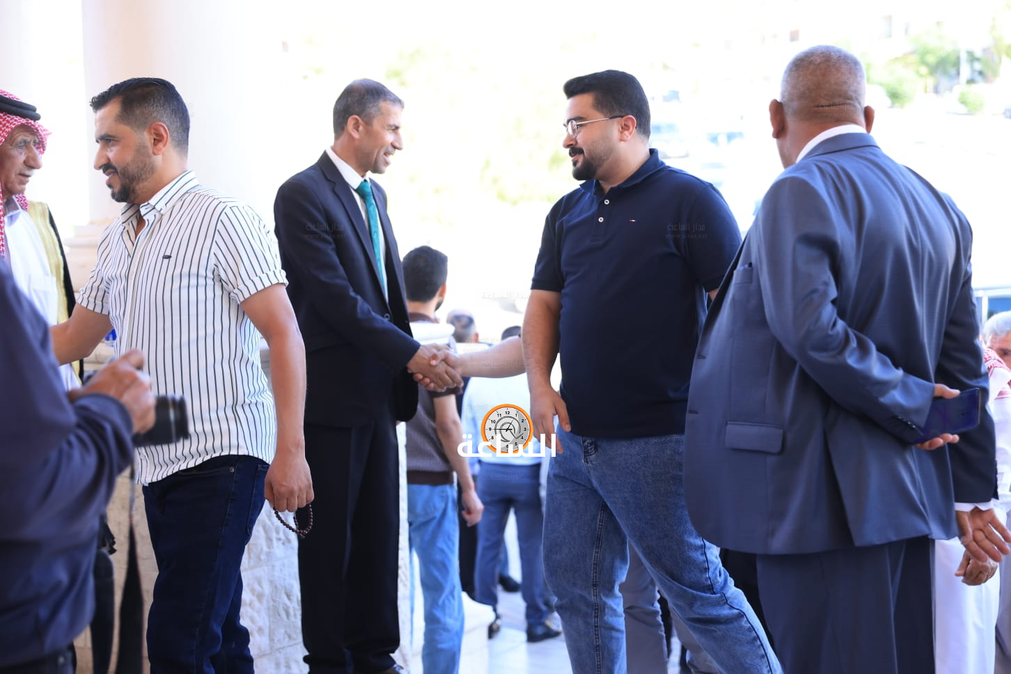 Madar Al-Saa Images 0.22317035331548918