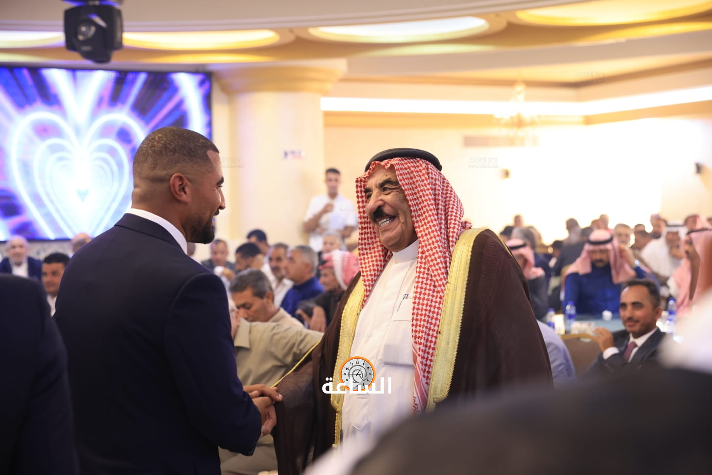 Madar Al-Saa Images 0.7725835525544071