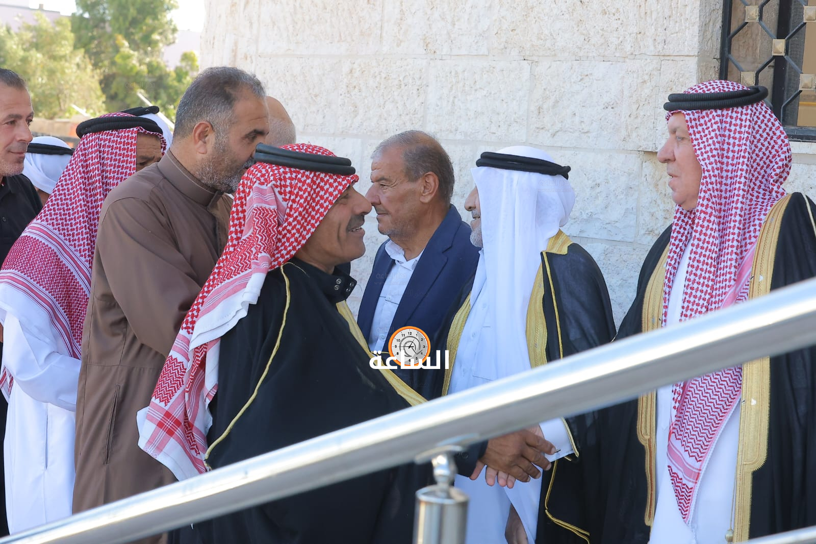 Madar Al-Saa Images 0.17112806764684818