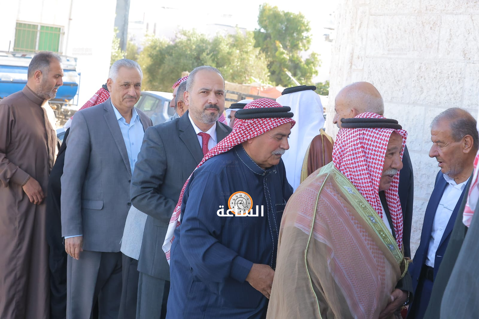 Madar Al-Saa Images 0.8352865142914802