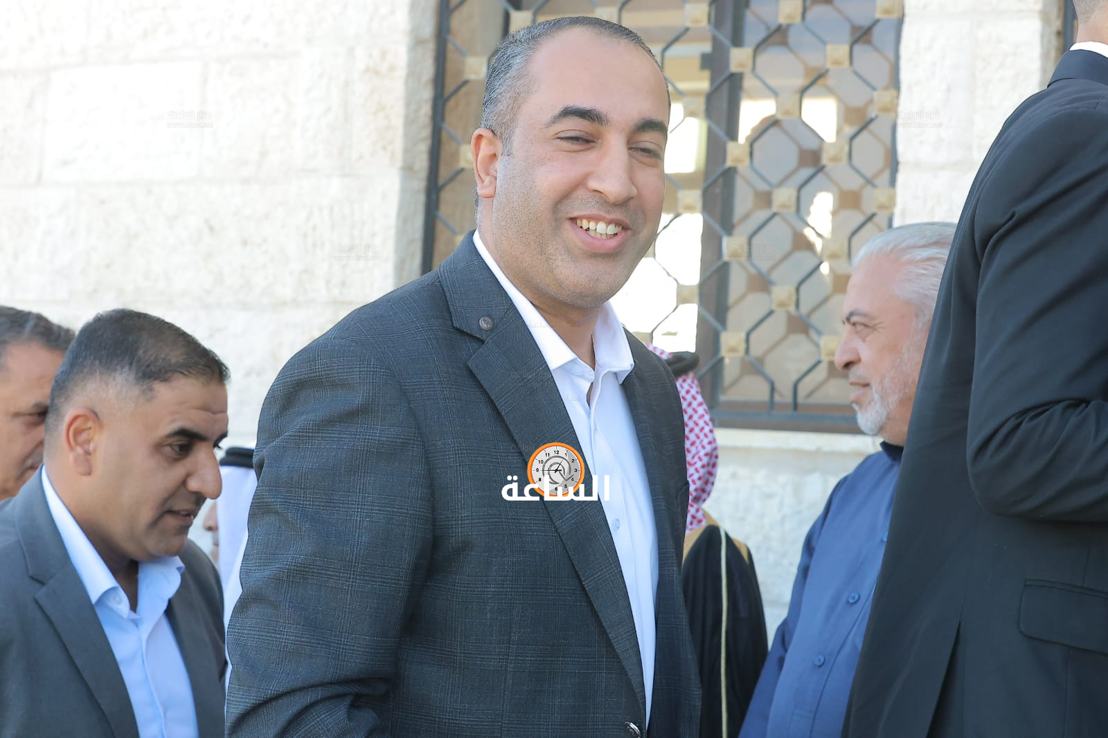 Madar Al-Saa Images 0.03113534630492365