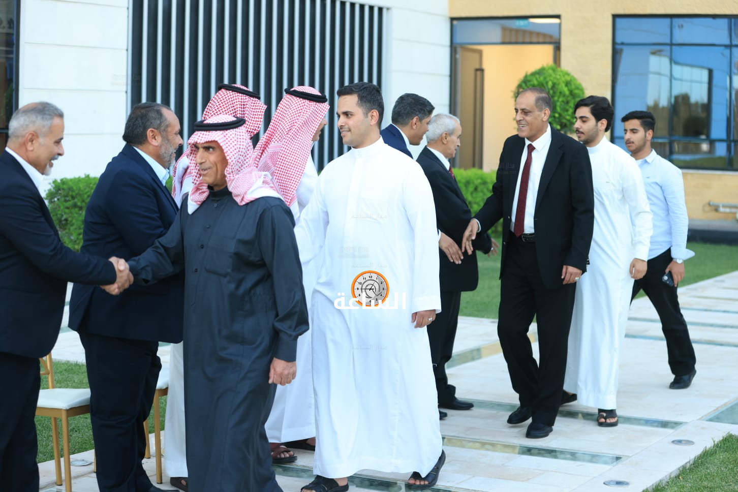 Madar Al-Saa Images 0.4108059458925505