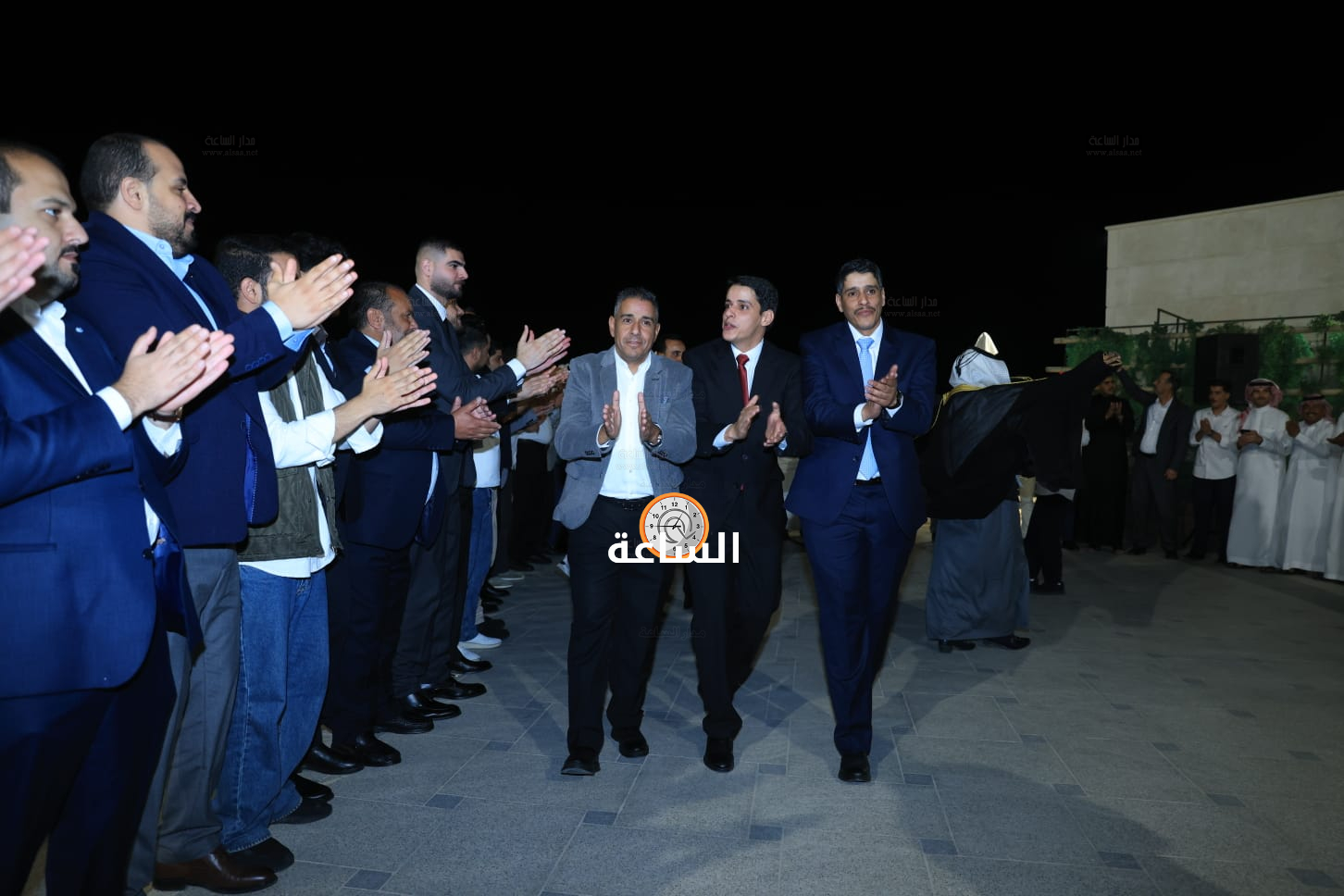 Madar Al-Saa Images 0.7936517160714949