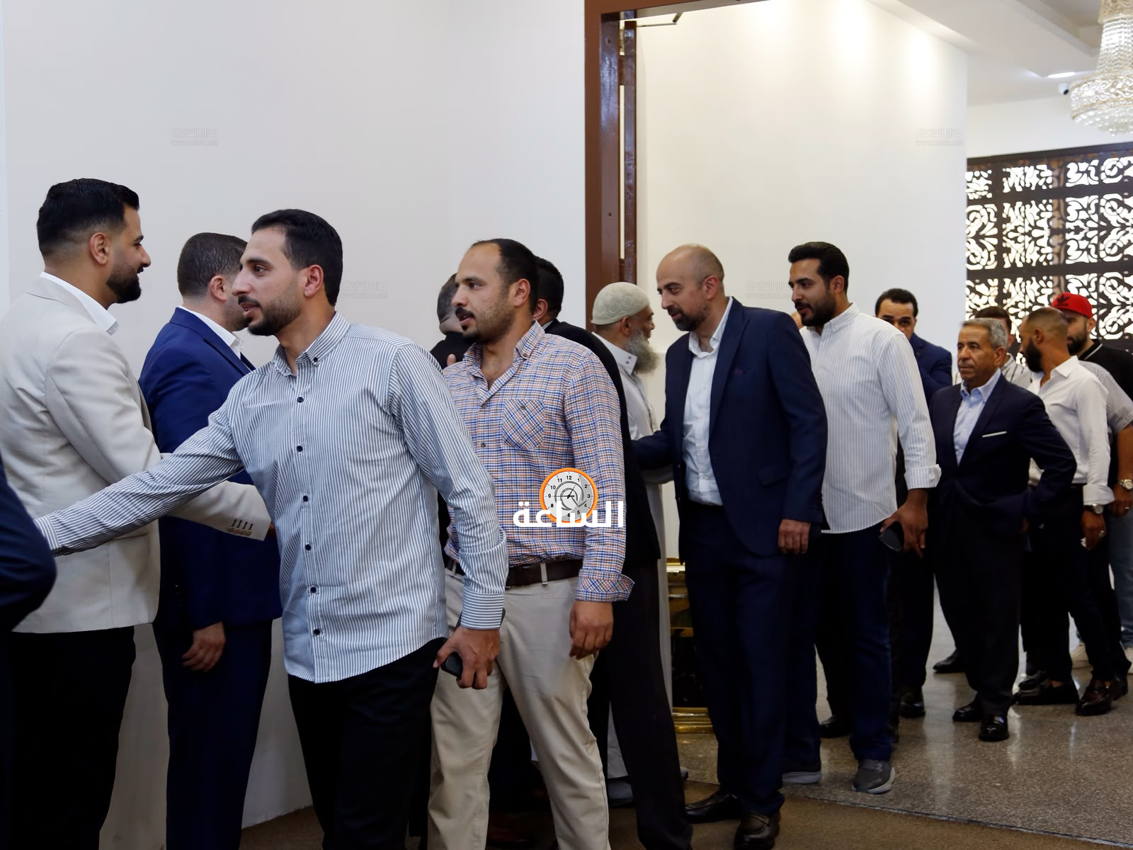 Madar Al-Saa Images 0.1533663864089294