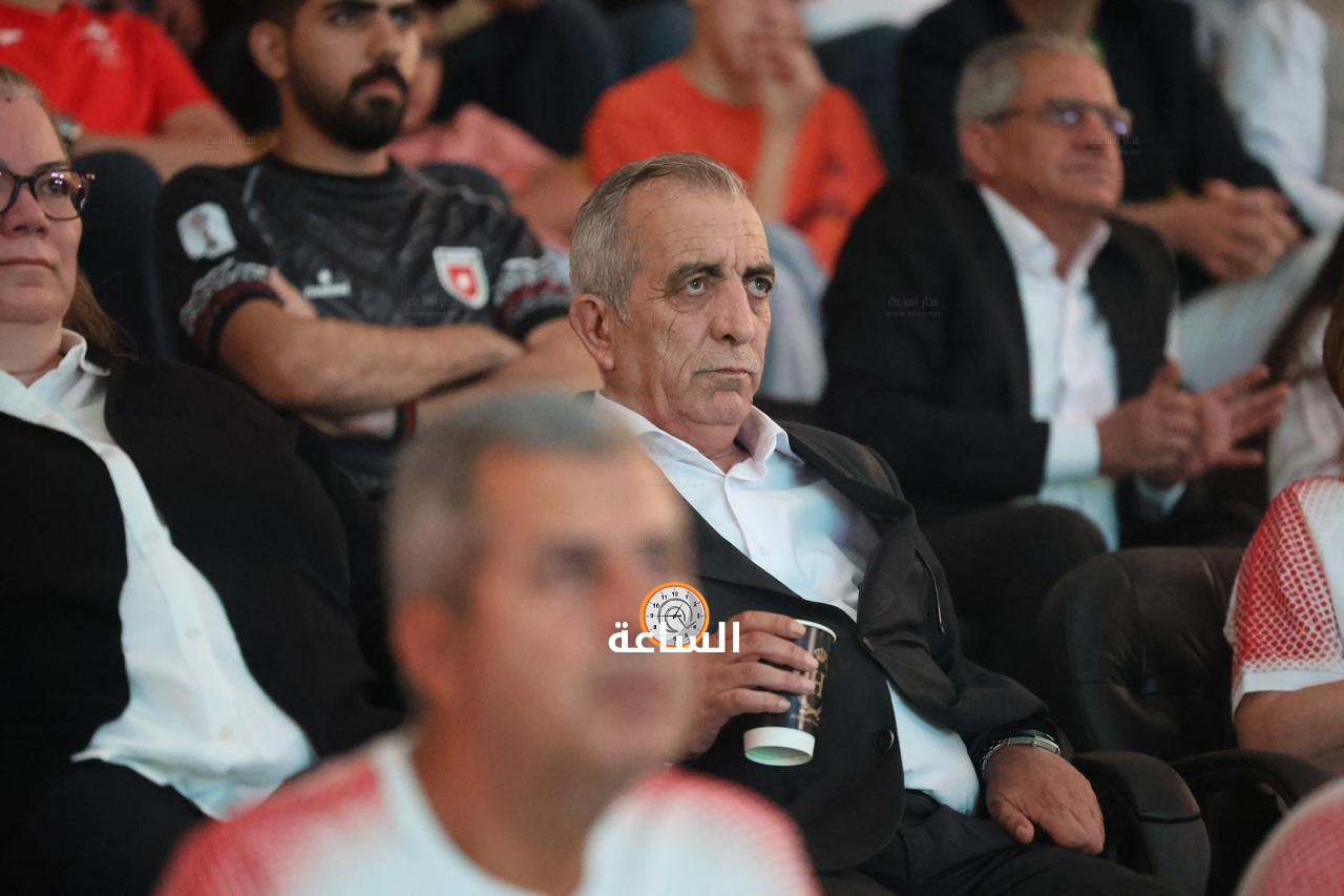 Madar Al-Saa Images 0.3152781446649824