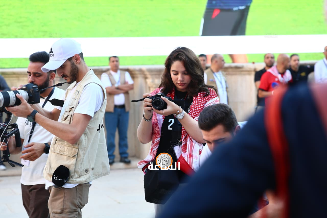 Madar Al-Saa Images 0.49628115656253147
